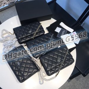 Top Luxury V￩rine fourre-tout en cuir Sac ￠ bandouli￨re Baguette Pochette Nylon Handbags Classic Clutch Designer Enveloppe Fashion Fashion Crossbody Bags Spols