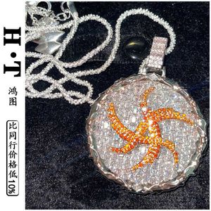 Подвесные ожерелья Strands Strings Asen ai Zhiheng Тот же стиль круглый ожерелье для торта T кубический циркон 4 см среднего диска мужчина хип -хоп