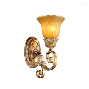 Wall Lamp European Vintage Resin Bedroom Light Luxury Villa Balcony Lighting Carving Holder Hallway Gallery Sconces