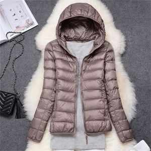 Women Down Parkas Fmfssom Autumn Women Ultralight Fin Down Jacket 90% White Duck Down Jackets Hooded Coat Warm Parka Feminino portátil Outwear 221007