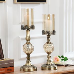 Candlestick holders decoration pieces European retro three five hotel wedding pecial Western restaurant candlelight dinner.