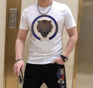 Camisetas masculinas com strass Anime T-shirt Masculina Fashion Brand Shirt Homme Streetwear Fit Diamonds Tees Summer Casual