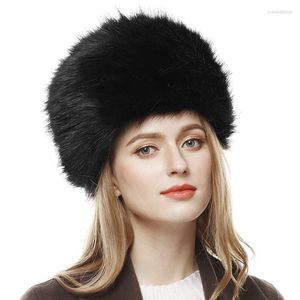 Berets Europe And The United States Autumn Winter Faux Fur Hats Cold Furry Flat Caps Russian Snow