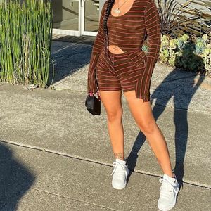 Kvinnors träningsdräkter Casual Brown Randig Print Shorts Tracksuit Women Sexig V Neck Flare Sleeve Oregelbundet Top Biker Slim Two Piece Set