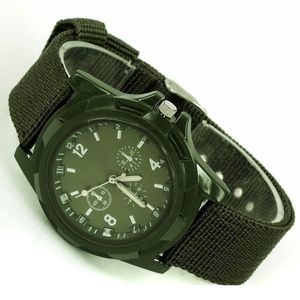 Freizeit dwaterproof wasserdicht Männer Quarzuhren Armee Soldat Militär Canvas Armband Stoff analoge Uhr Sport Armbanduhren Montres de Luxe