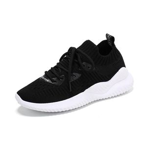 Running Running Running Black Pink Bege Girl Women Soft Simple Kind3 Brand de jogging Brand Sapato de designer de moda Low Cut Shoe