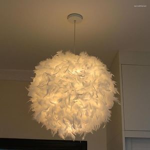 Pendant Lamps Feather Ceiling Lamp Modern E27 Holder Hanging Fairy Light Chandelier Bedroom Lampshade Bulb Girl