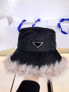 Mink Hair Designer Fashion Bucket Hat For Man Women Vinter Keep Warm Girl Friend Gift Black Hats Luxury Cap Outdoor Unisex Caps