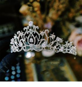 غطاء رأس الزفاف الرئيسي غطاء الرأس الأوروبي والأمريكي ولي العهد الفاخر الأميرة الكبرى حفل الذكرى الذكرى ZD003