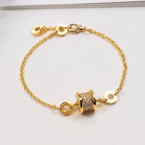 Casal Bracelets do coração Mulheres redondas em aço inoxidável Corrente de diamantes em mãos de jóias de moda para namorada atacado