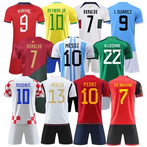 Hayranlar Tops Futbol Jersey 2022 Dünya Kupası Milli Takımı Futbol Formaları Fan Üniformaları Fabrika Doğrudan Satışlar Özel Hızlı Kuru Polyester Malzeme