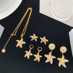 Fashion Designed Necklaces Bracelet Earring Starfish Pendant Sea Travel Holiday Style Banshee Medusa Head Portrait 18K Gold Plated Designer Jewelry 11