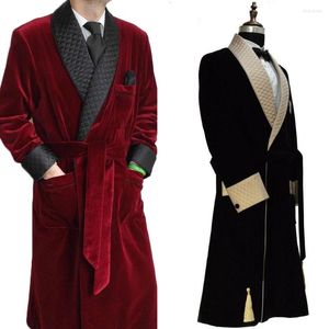 Herrdräkter män vinter rökning hem hombre sammet kostym manlig specialdesign senaste män kläder smala passform Costumed Made Made
