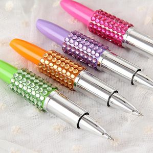 Öğrenci Sevimli Yaratıcı Ruj Plastik Yenilik Beyan Pen Kawaii Roller Top Kalemleri Çocuklar İçin Hediye Koreli Kırtasiye Yazıyor