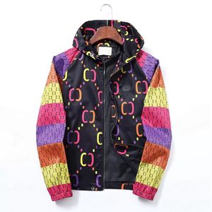 Mens Wear Designer Jackets 및 Women 's Printed Hoodies Fashion Week 커플 가을 겨울 캐주얼 착용 따뜻함을 위해 후드