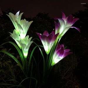 Dekorativa blommor utomhus LED Solar Light Lily Waterproof Artificial Flower Color 600amh Powered Yard Gand Garden Lamp