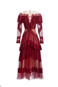 2022 Autumn Round Neck Sheer Tulle Paneled Tiered Dress Contrast Color Long Sleeve Floral Red Spets Ruffle Long Maxi Casual Dresses D2O106107 XXL