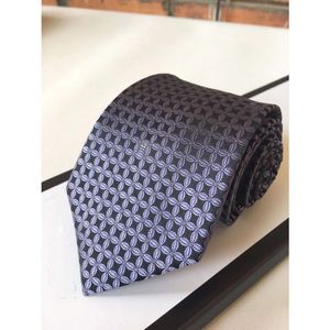 Erkekler Knovtie Erkek Tasarımcı Boyun Tie Suit Kravatlar Lüks İş Erkekler İpek Bağlar Partisi Düğün Boyun Giyim Cravat Cravattino Krawatte Spankers Hediye CCCCC