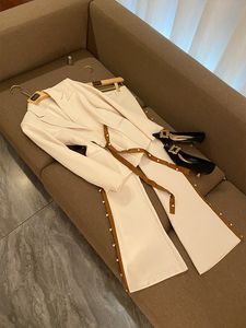 Kadınlar Suits Blazers Highend Kadınlar Spot Avrupa ve Amerikan Yıldızları Tarzı Şerit Boncuklu Keresli Takım Tehlikeli Pantolon Twopiece Suit 221008