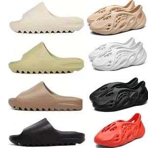 Designer-Sandalen für Herren und Damen, Hausschuhe, Flip-Flops, Krokodil-Gummischaum-Strandschuhe, klassische Blumen-Brokat-Leder-Gummi-Plattform-Loafer, 35–45