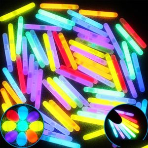 Party Decoration Party Decoration 100 Mini Glow Sticks1 7 Small In The Dark Gunps Tiny Sticks For Happy New Year Deco -vormige Bagsshop DH068