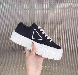 Scarpe casual Designer Sneaker Sneaker Designer Sstwo Wheel Women's Nylon Gabardine Classic Fashion Sole