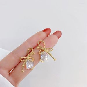 Orecchini sul retro Orecchini a clip con chiusura a vite Orecchino da donna che fa ciondoli Bowknot Temperamento Quadrato Diamante Zircone Dolce ragazza Quotidiano Femmina