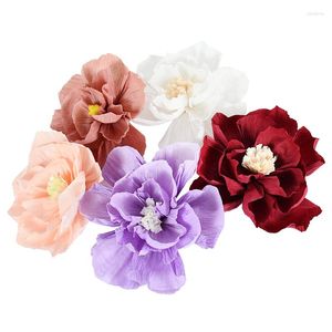 Dekorativa blommor 1/3st Crepe Paper Flower 3D Kindergarten Bakgrund Väggdekoration Diy Wedding Home Decor Birthday Party Supplies