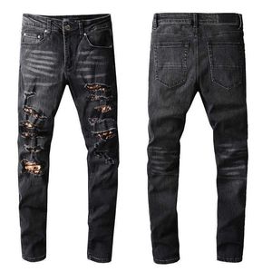 Jeans da uomo neri skinny si adattano al ginocchio strappato con toppe leopardate Pantaloni slim per ragazzi che indossano denim corto elasticizzato motore invecchiato alla moda lungo