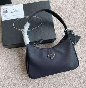 2021 Re-edition Underarm Clutch bag 2000 Nylon leather Shoulder bags Women Crossbody messenger Handbag Evening Totes purse wholesale101101