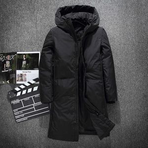 Piumino da uomo Parka Nuovo abbigliamento di moda Giacca invernale Business X-Lungo Cappotto spesso Solido Capispalla caldo G221010