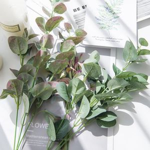 装飾的な花手作りシミュレーション植物ユーカリ葉の結婚式プラスチックグリーン偽の花の装飾花束飾りブランチブランチ