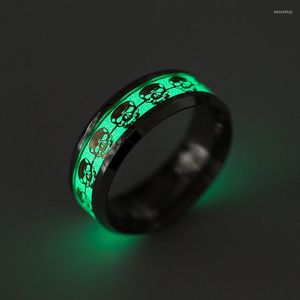 Anéis de casamento 2022 Men luminoso retro anel de aço inoxidável jóias masculinas para mulheres Material de metal Bijoux por atacado