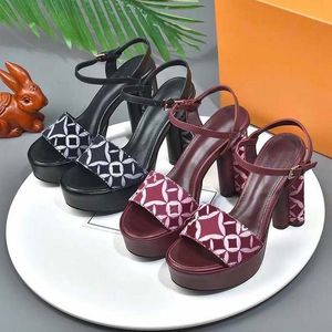 Women Designer Shoes Heels Sandals Dress Shoe Lady Sandal Lides Classics Fashion Leather High Heel By Casual Heels Alphabet Top99 027