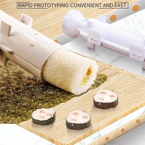 Sushi Tools Quick Sushi Maker Roller Rice Mold Vegetable Meat Rolling Gadgets DIY Sushi Device Making Machine Kitchen Ware 221010