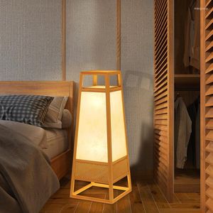 Lampy podłogowe lite drewniane lampa nowoczesna minimalistyczna jadalnia i studiowanie sypialni herbata żyć Tatami Chińska dekoracja