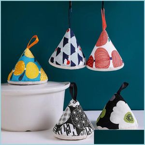 Other Kitchen Tools Printed Kitchen Insation Triangle Protective Er Anti-Scalding Pot Cap Cloth Glove Clip Can Hang Ears Drop Deliver Dhlwv