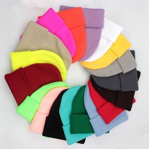 Berretti Solid Unisex Beanie Autunno Inverno Misto lana Morbido caldo Berretto lavorato a maglia Uomo Donna SkullCap Cappelli Gorro Cappellini da sci 24 colori Berretti