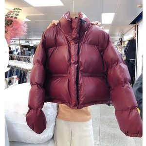 Women's Down Parkas kort vadderad jacka Kvinnor 2022 Vinter Nya koreanska löst förtjockande stativ krage bomull kappa kvinnlig mode solid casual ytterkläder T221011