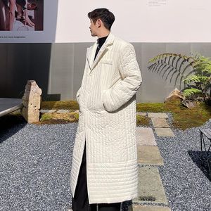 Erkekler Down Winter Erkekler Stripes Japonya Kore Sokak Giyim Moda Gevşek Sıradan Vintage Uzun Pamuk Parkas Coat Dış Giyim Adam Sıcak Ceket