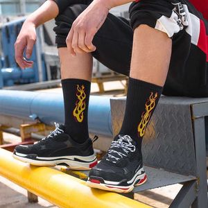 Мужские носки модный для мужчин Женский корейский колено -желтое пламя инс -хараджуку в стиле Dent Sports Long Hip Hop Street Funny T221011
