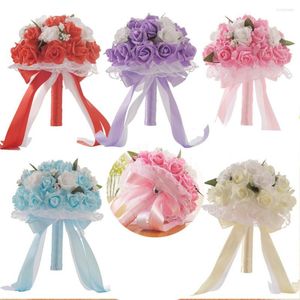 Flores decorativas Buautiful Wedding Bouquet Brides Maid Artificial Silk Rose com renda Fake Party Party Supplies Decoration