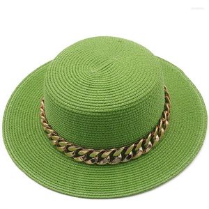 Cappelli a tesa larga Cappello di paglia a punta piatta verde lime con catena dorata Donna Estate Protezione solare all'aperto Spiaggia Donna Sombreros De Playa