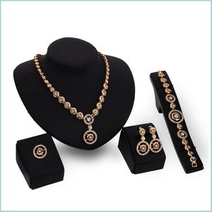Br￶llop smycken set ring halsband armband ￶rh￤ngen smycken set uts￶kta lyxiga strass 18k guldpl￤terade cirklar br￶llop 4-stycken dhug5