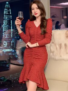 Casual Dresses Autumn Elegant Women Red V Neck Long Sleeve Mermaid Lady Clothes Evening Party Robe Femme Folds Bodycon Vestido