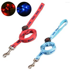 犬の首輪がLED LED LIMINOUS PET LISH LIGHT NIGHT SAFETY WALK LEASHES LEAD 1.5Mアクセサリーをリードしています。