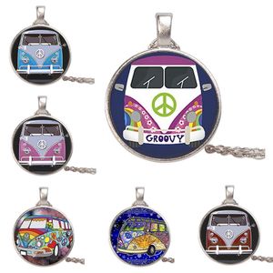 Niedliche Friedensbus-Halsketten, Cartoon-Bus, Flower-Power, Oldtimer, Foto, Hippie-Schild, Glaskuppel-Anhänger, langkettiger Schmuck