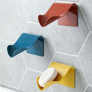 Soap Dishes Wall Mounted Dish Drain Holder For Bathroom Self Adhesive Plastic Container Accessories