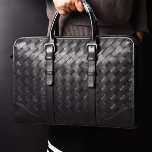 Men's Bag Genuine Leather Briefcase Bags Handbags Mens Laptop Woven Calf skin New Business Quality1 P2203013