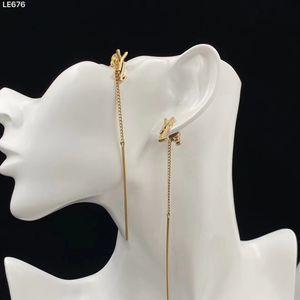 2022 Designer Earring Love Amtud Stud pour femme Brand LETTRES simples Y Gold Diamond Ring Lady Moucrages d'oreilles